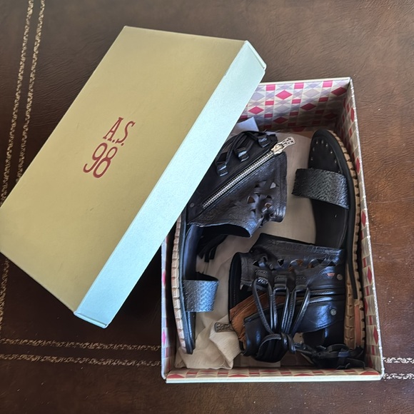 A.S. 98 Petrona Leather Sandals - Picture 10 of 12